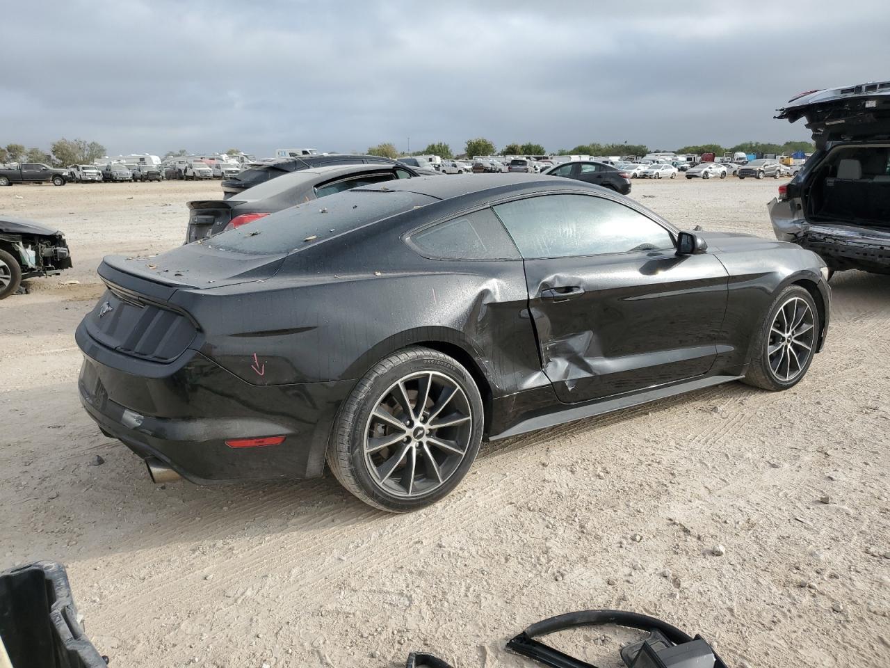 2015 FORD MUSTANG