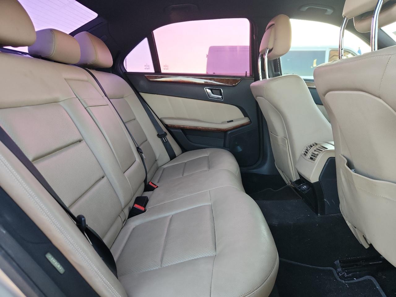 2010 MERCEDES-BENZ E-Class