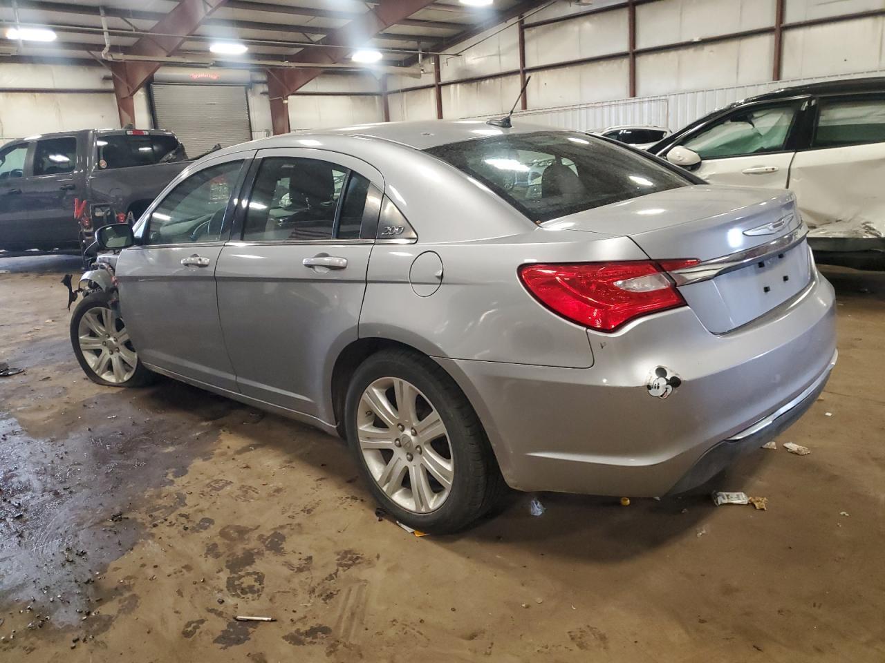 2013 CHRYSLER 200