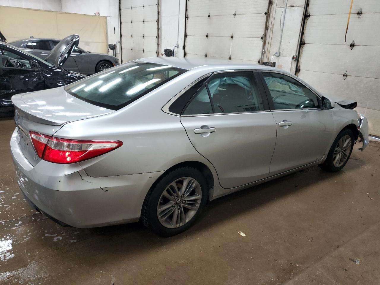 2017 TOYOTA CAMRY