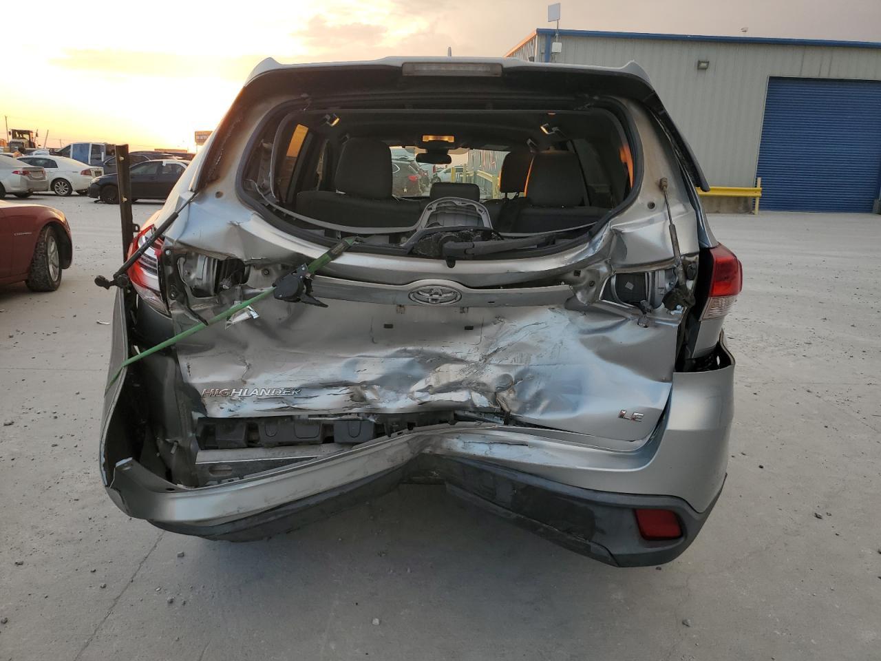 2018 TOYOTA HIGHLANDER