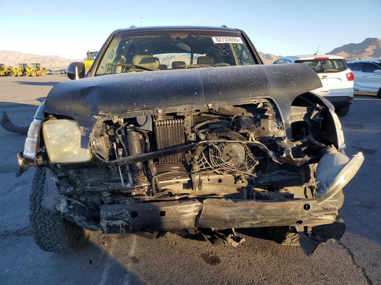 2002 TOYOTA Sequoia