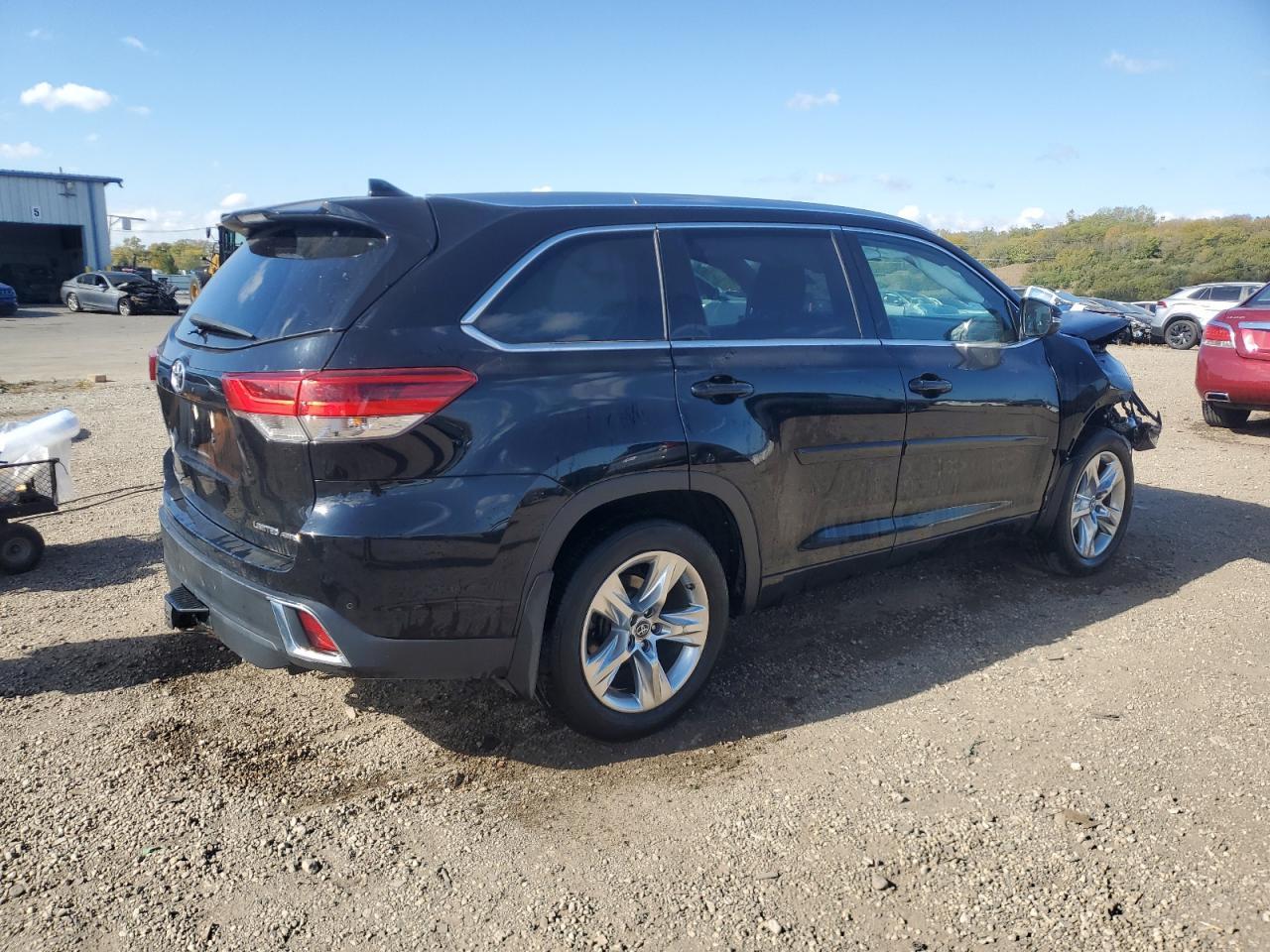 2019 TOYOTA HIGHLANDER