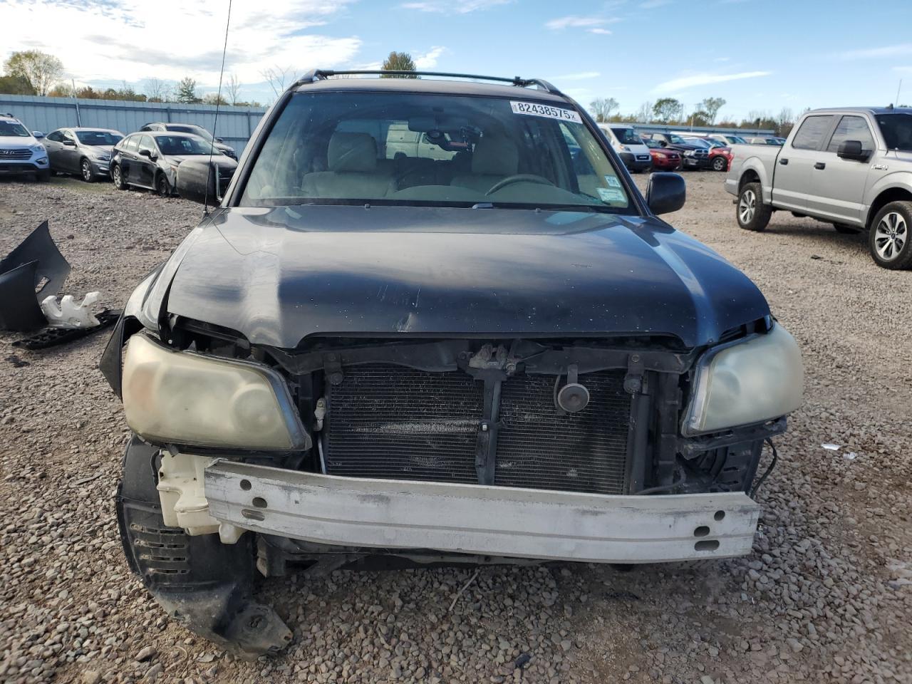2005 TOYOTA HIGHLANDER