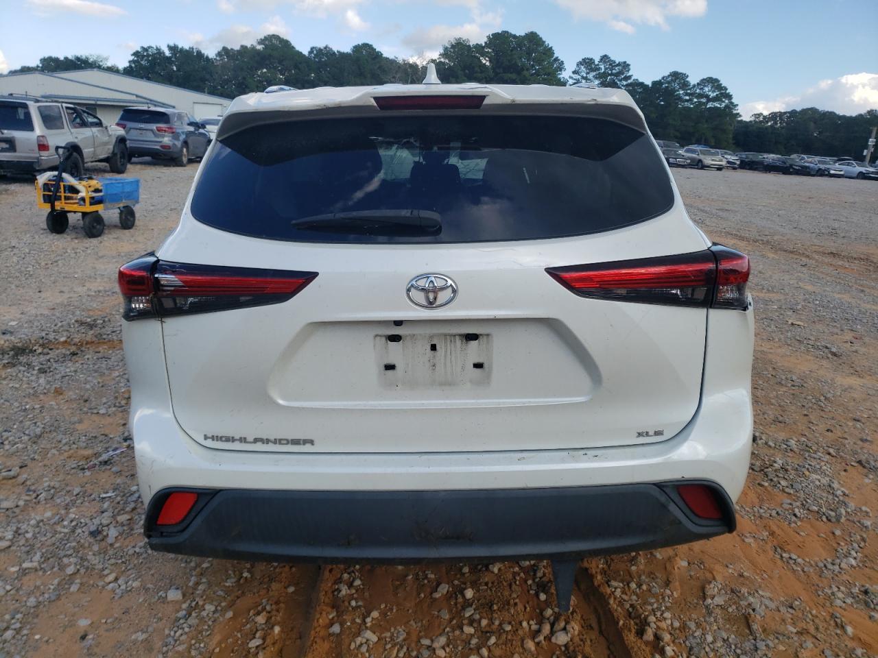 2020 TOYOTA HIGHLANDER