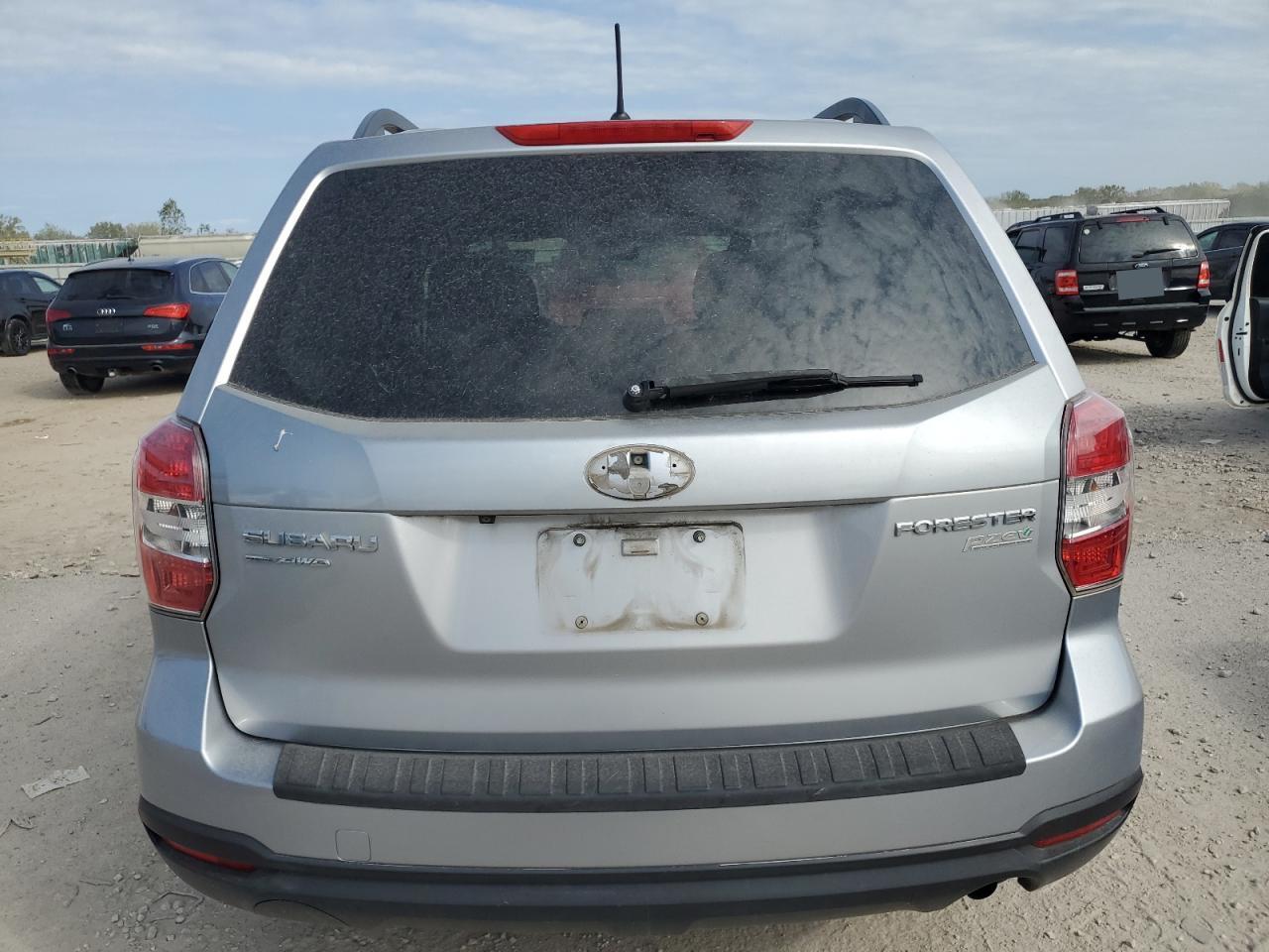 2015 SUBARU FORESTER