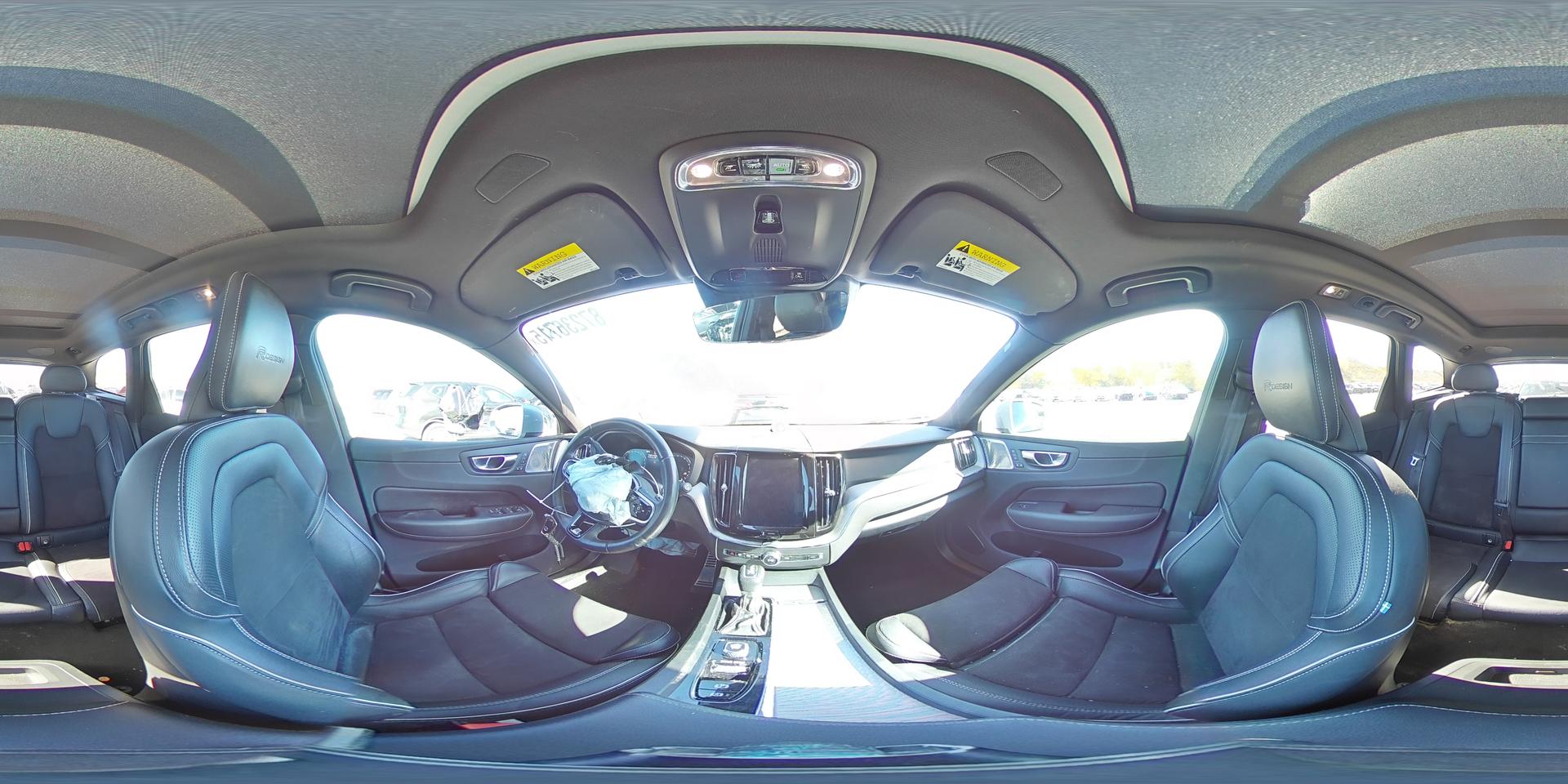 2019 VOLVO XC60