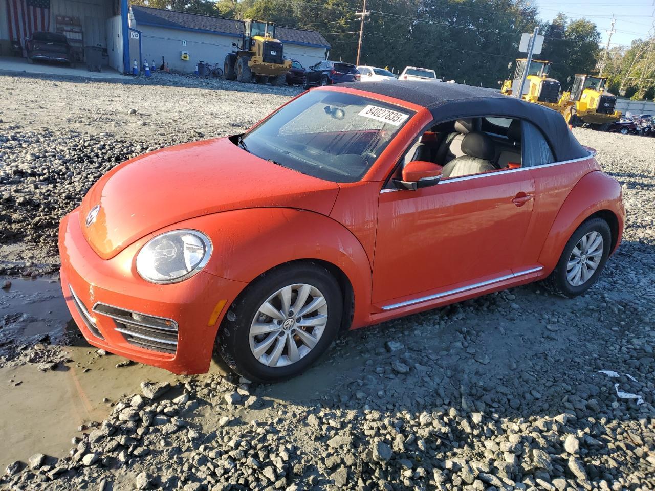 2018 VOLKSWAGEN Beetle