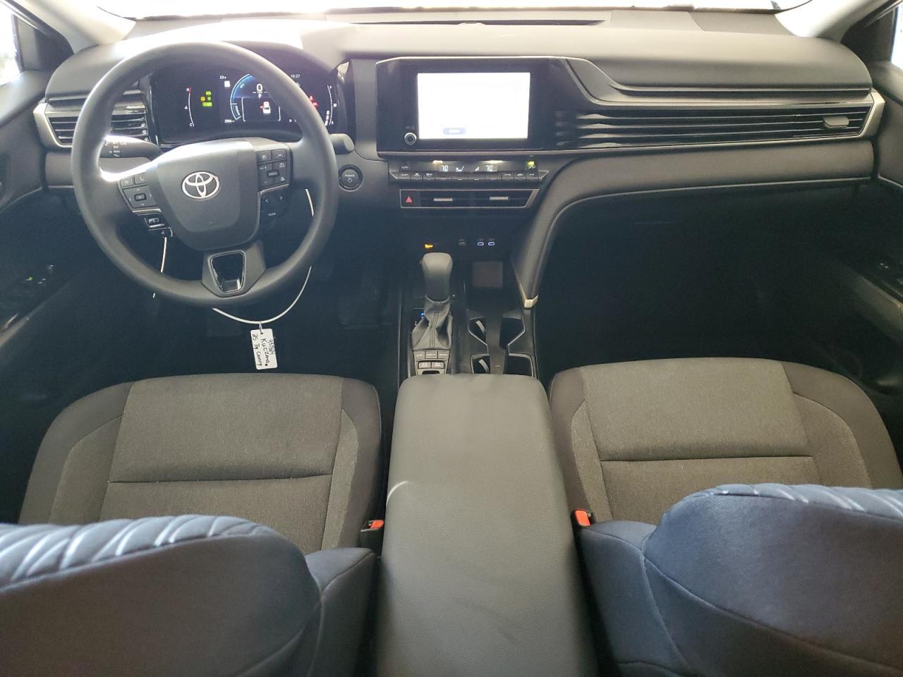 2025 TOYOTA CAMRY