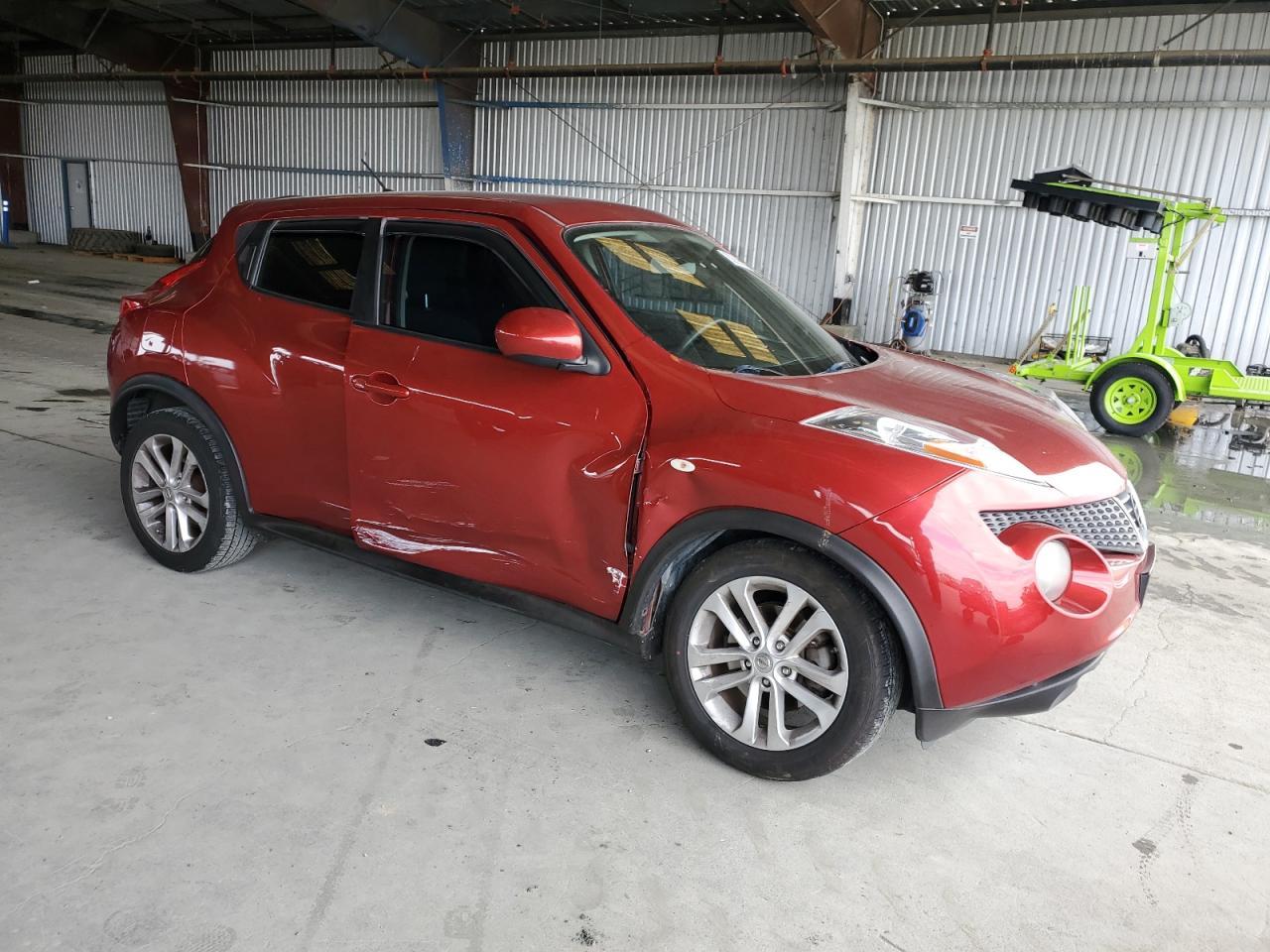 2013 NISSAN Juke