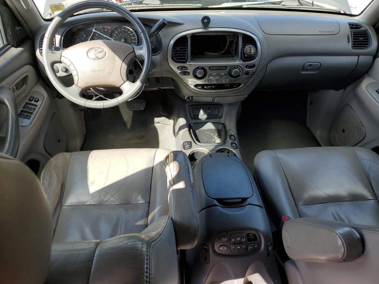 2006 TOYOTA Sequoia