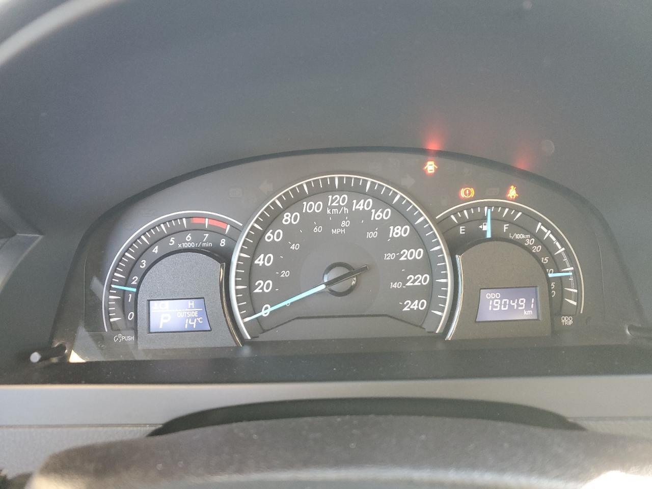 2014 TOYOTA CAMRY