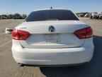2012 VOLKSWAGEN Passat