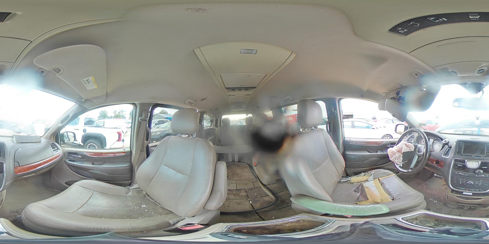 2012 CHRYSLER Town & Country