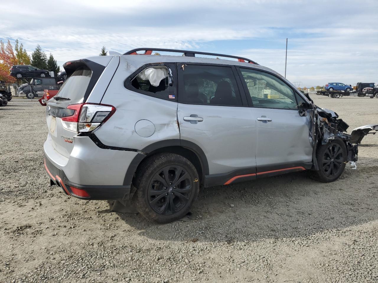 2023 SUBARU FORESTER