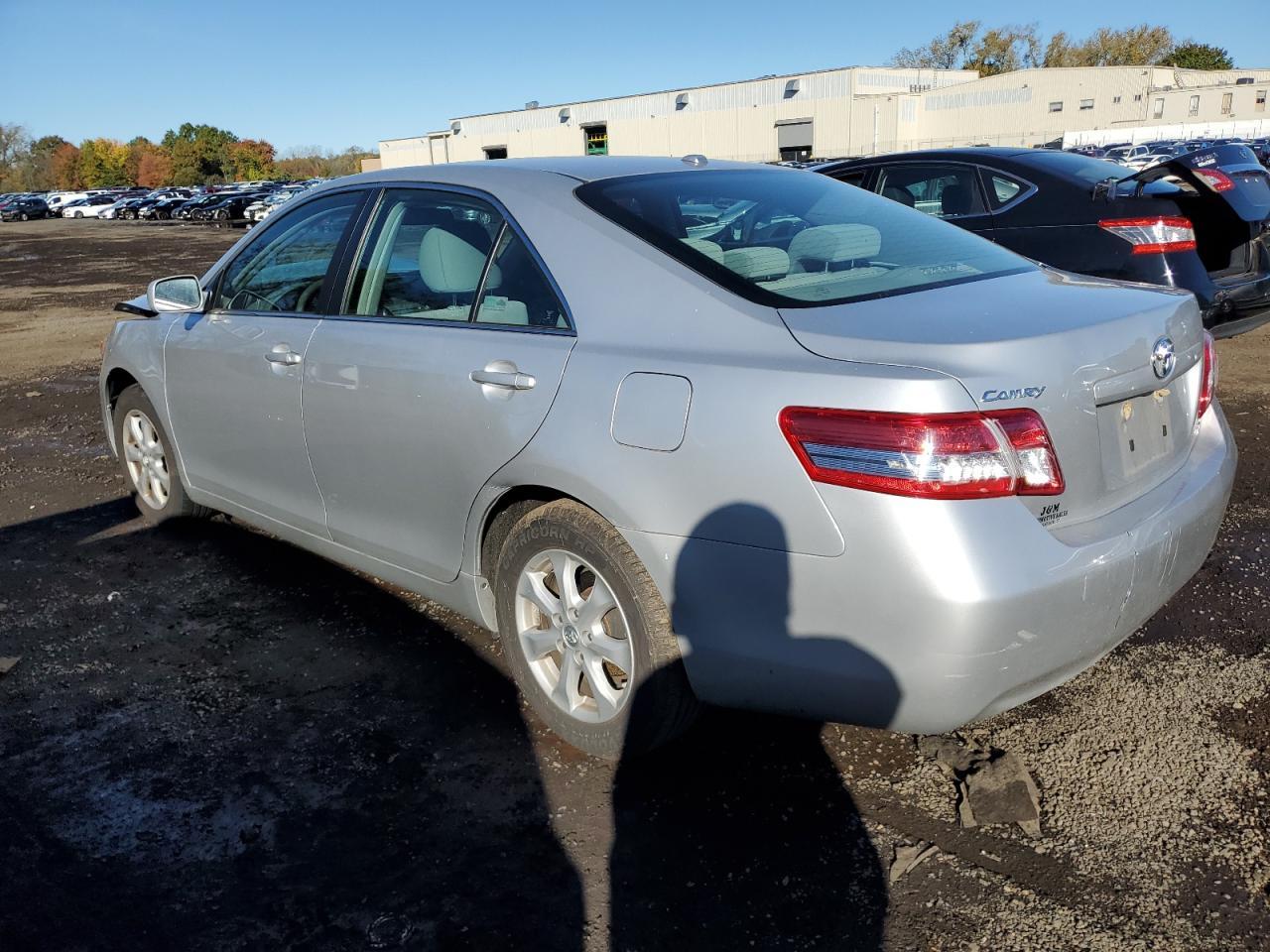 2011 TOYOTA CAMRY