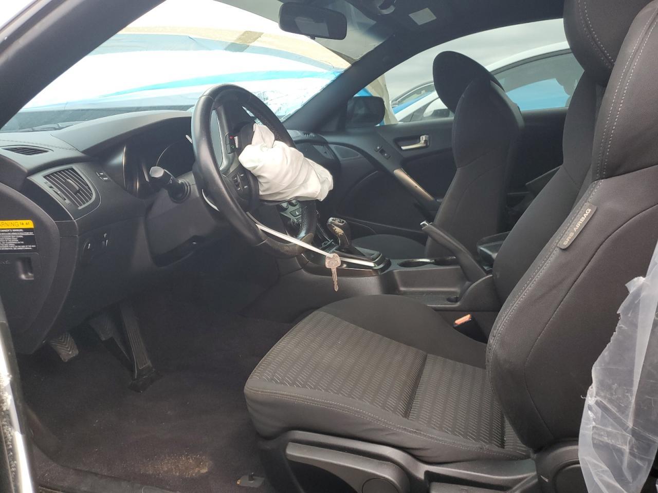 2013 HYUNDAI GENESIS