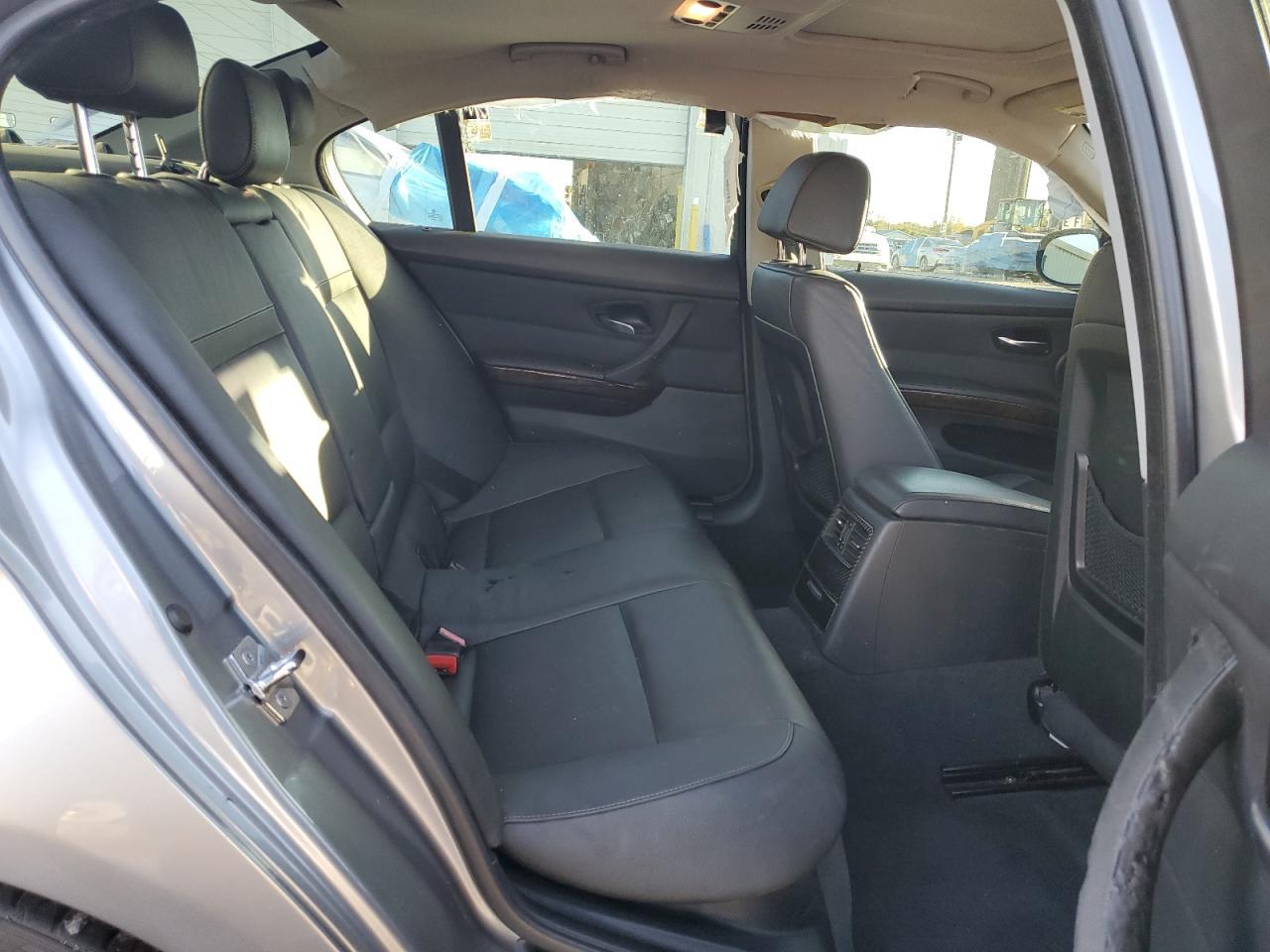 2009 BMW 3 SERIES