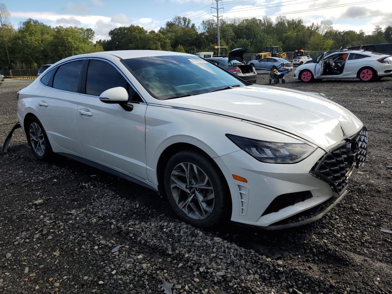 2022 HYUNDAI SONATA