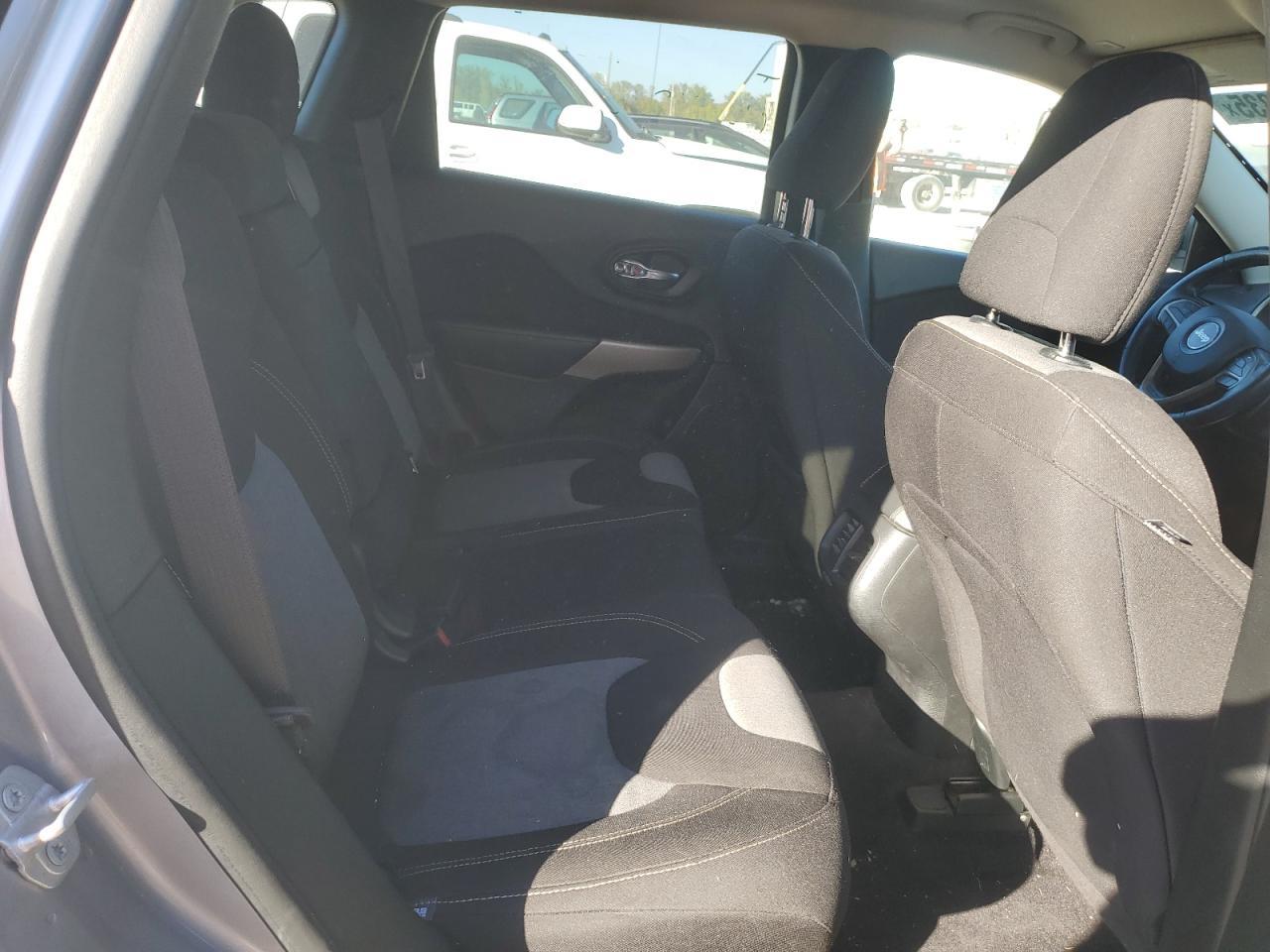 2018 JEEP CHEROKEE