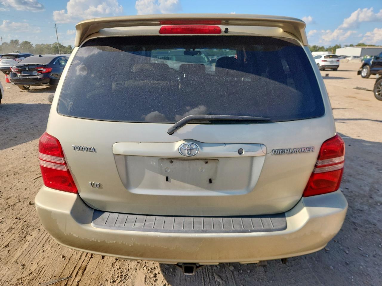 2003 TOYOTA HIGHLANDER