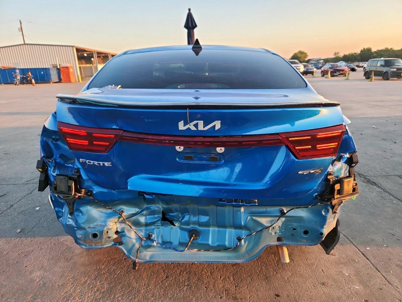 2024 KIA FORTE