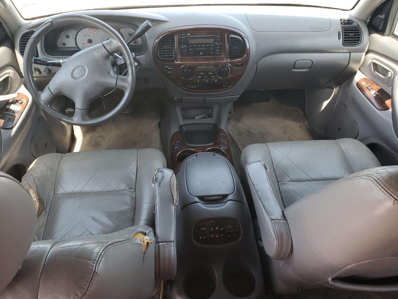 2002 TOYOTA Sequoia
