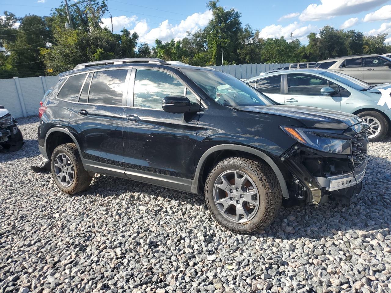 2024 HONDA Passport