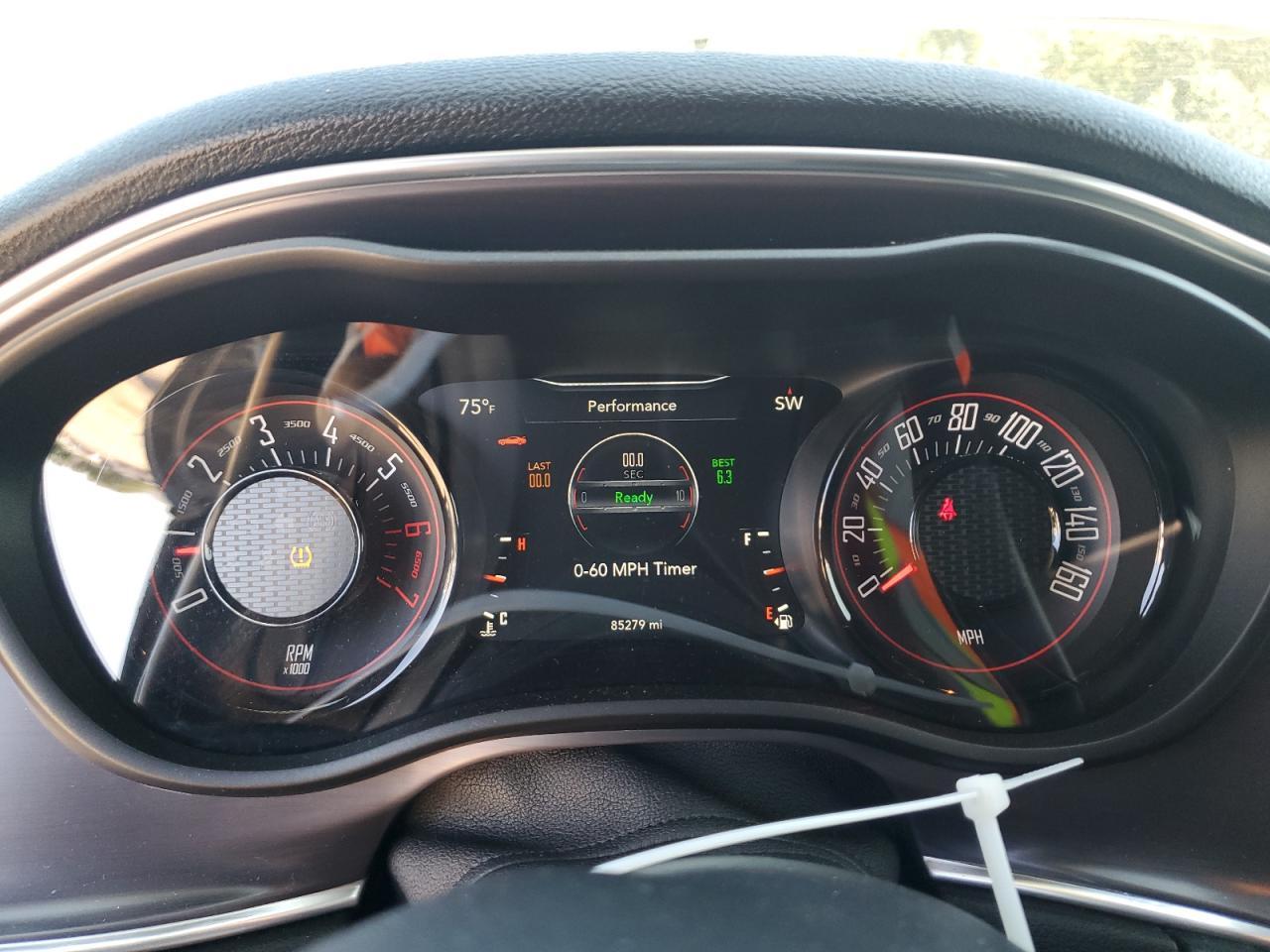 2016 DODGE Challenger