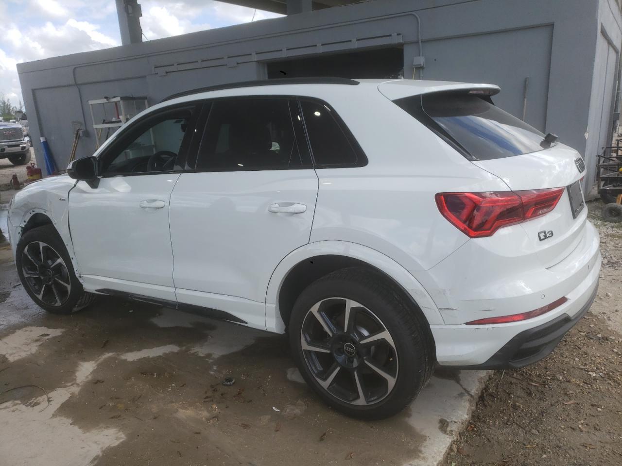 2025 AUDI Q3