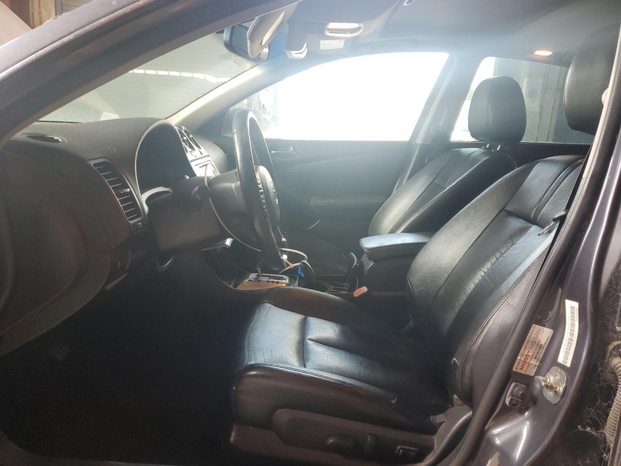 2012 NISSAN ALTIMA