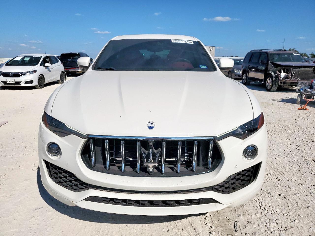2023 MASERATI Levante