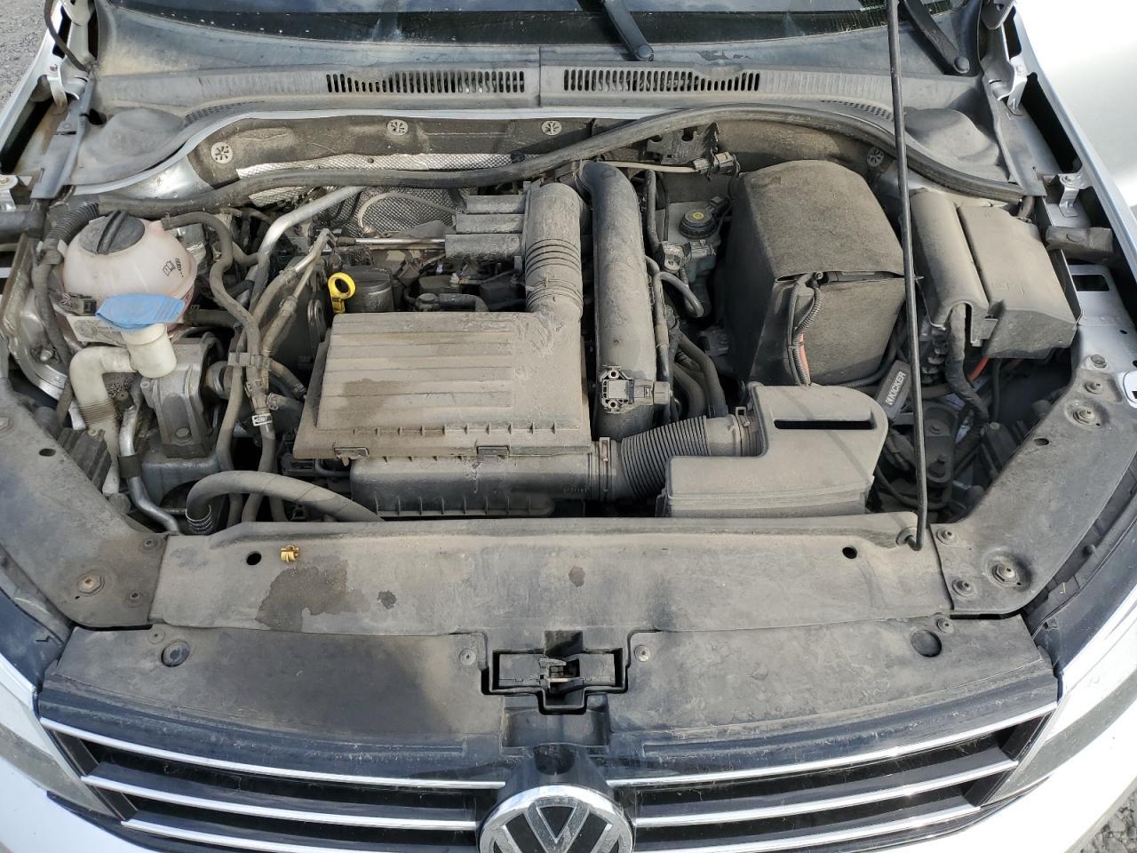 2016 VOLKSWAGEN JETTA