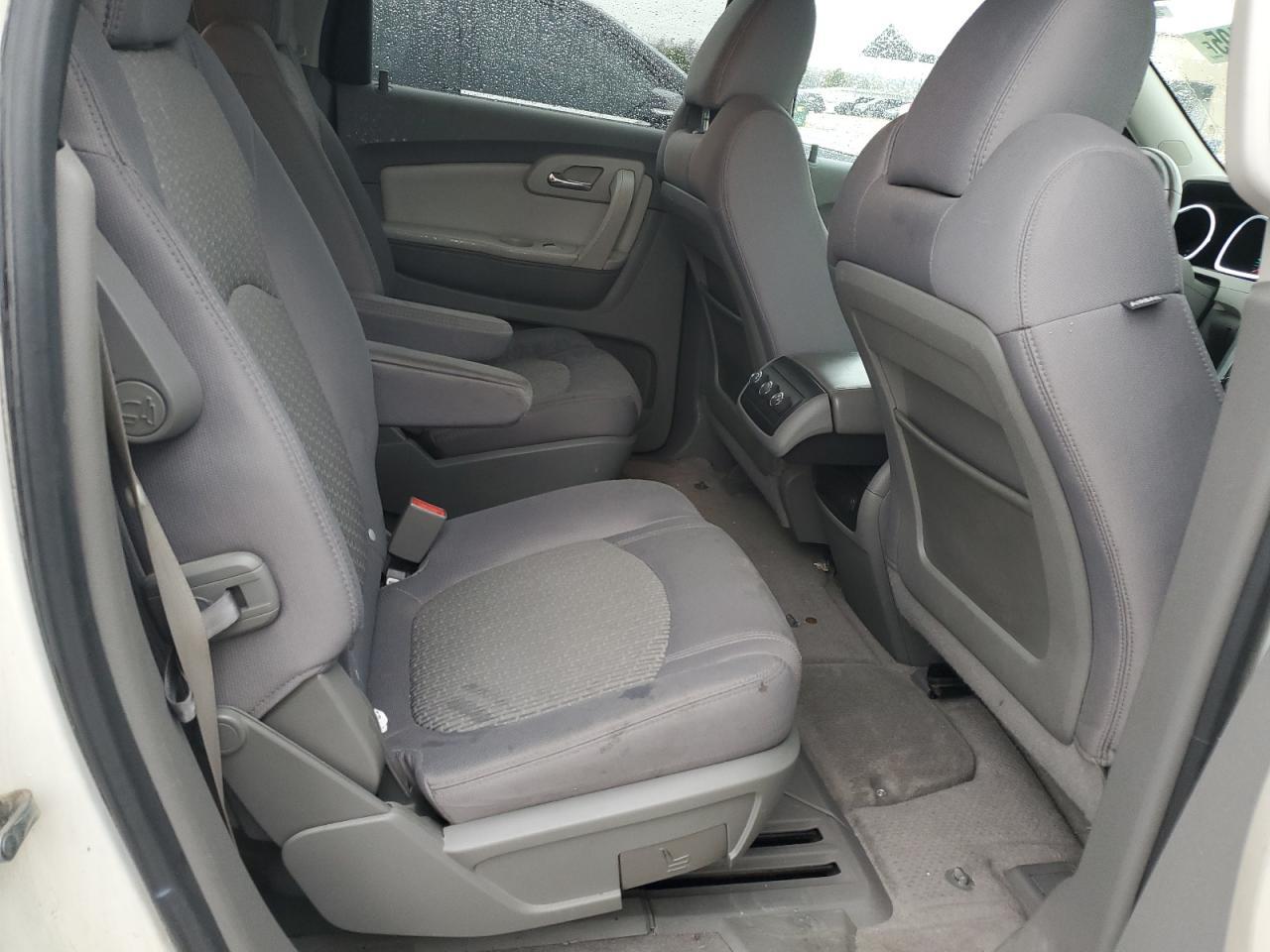 2011 CHEVROLET TRAVERSE