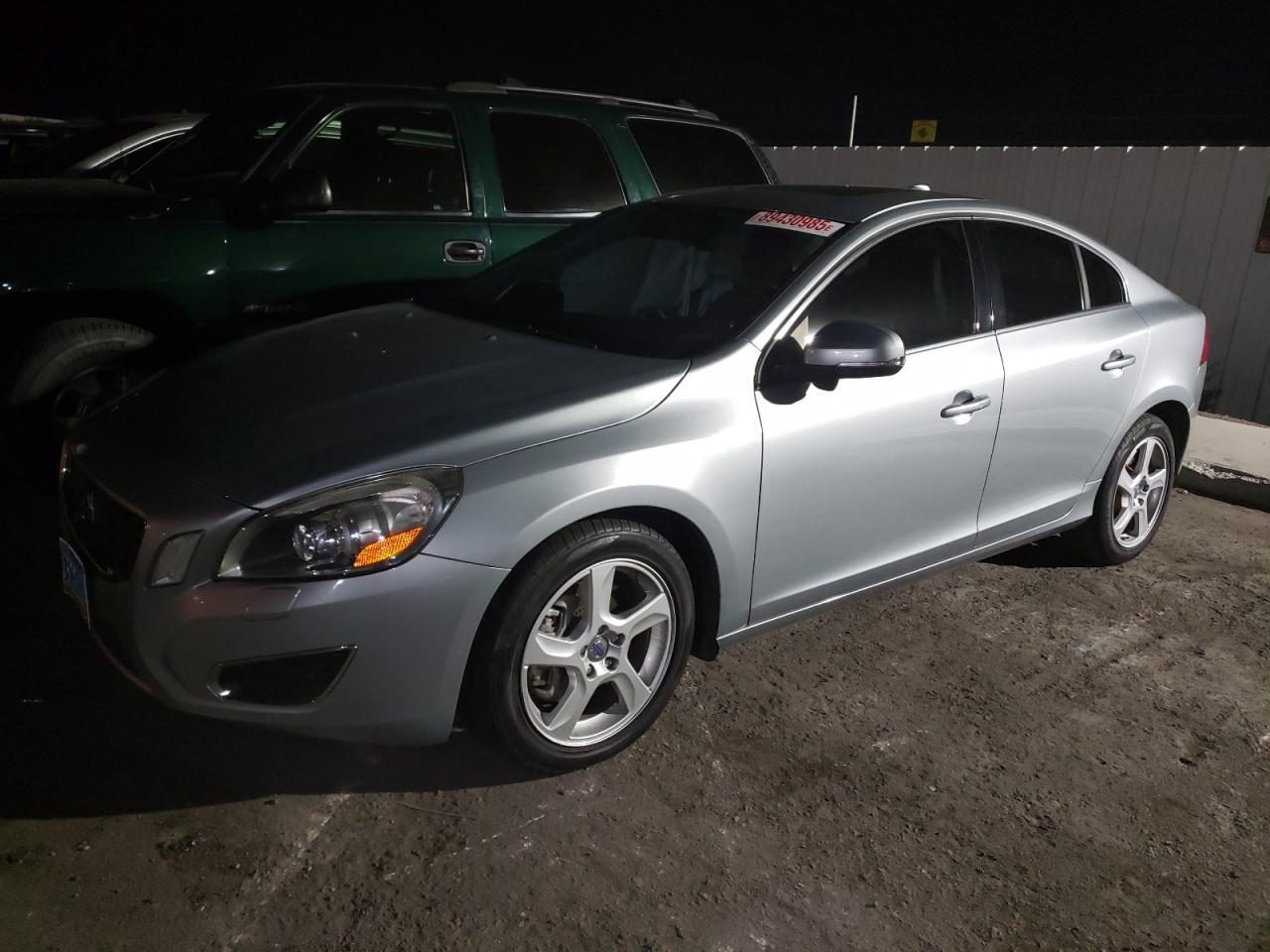 2013 VOLVO S60