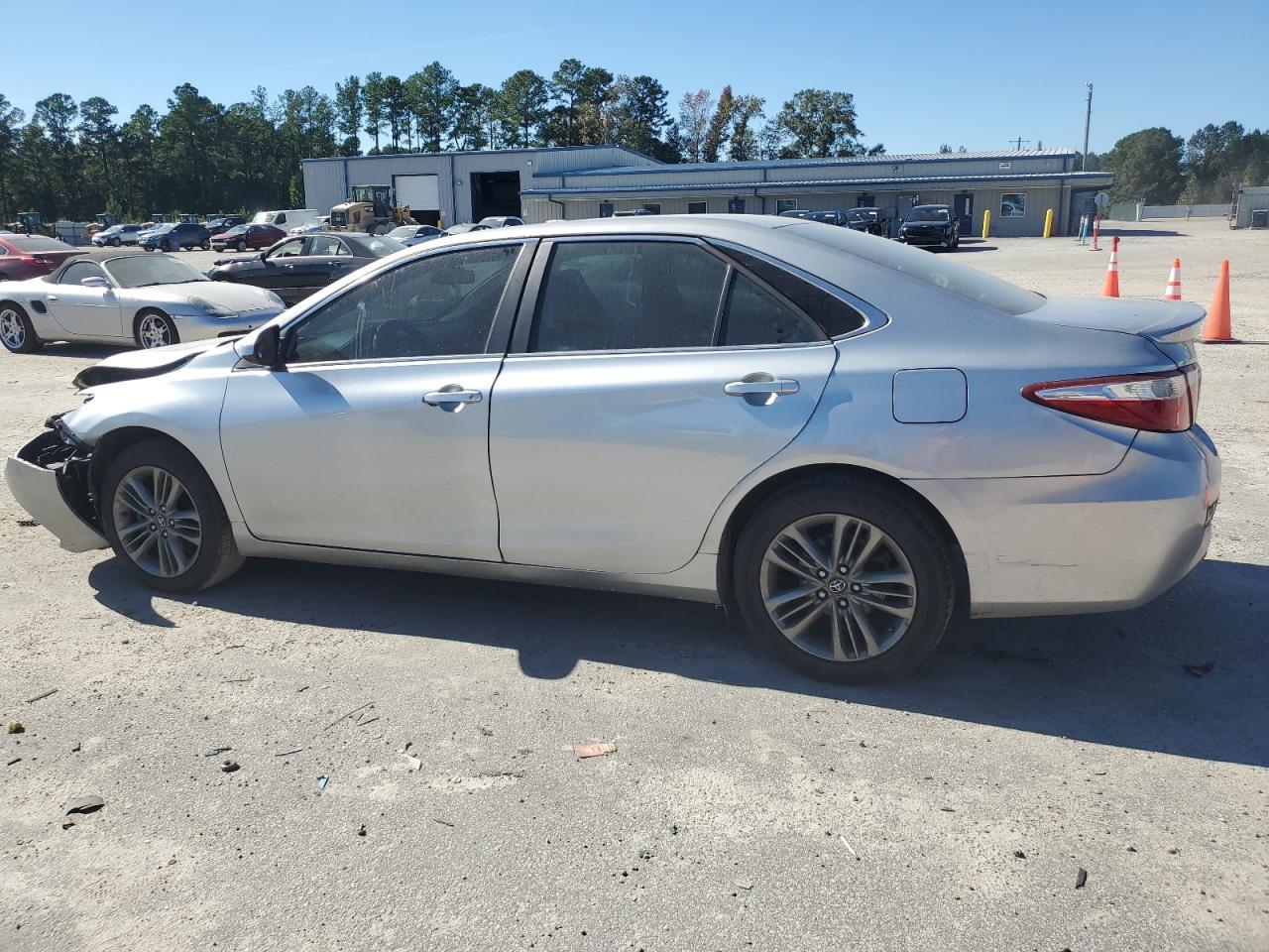 2017 TOYOTA CAMRY