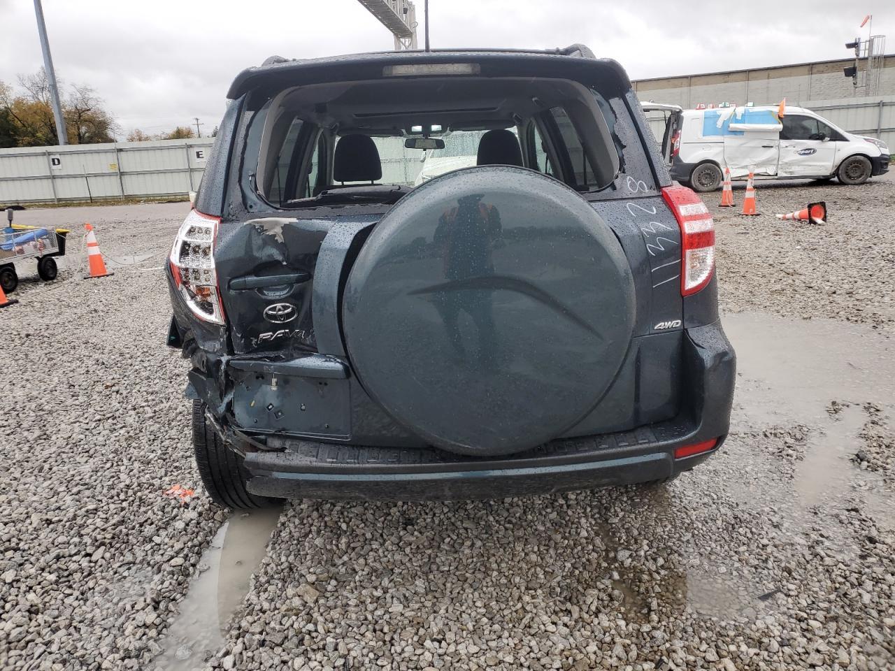 2011 TOYOTA RAV4