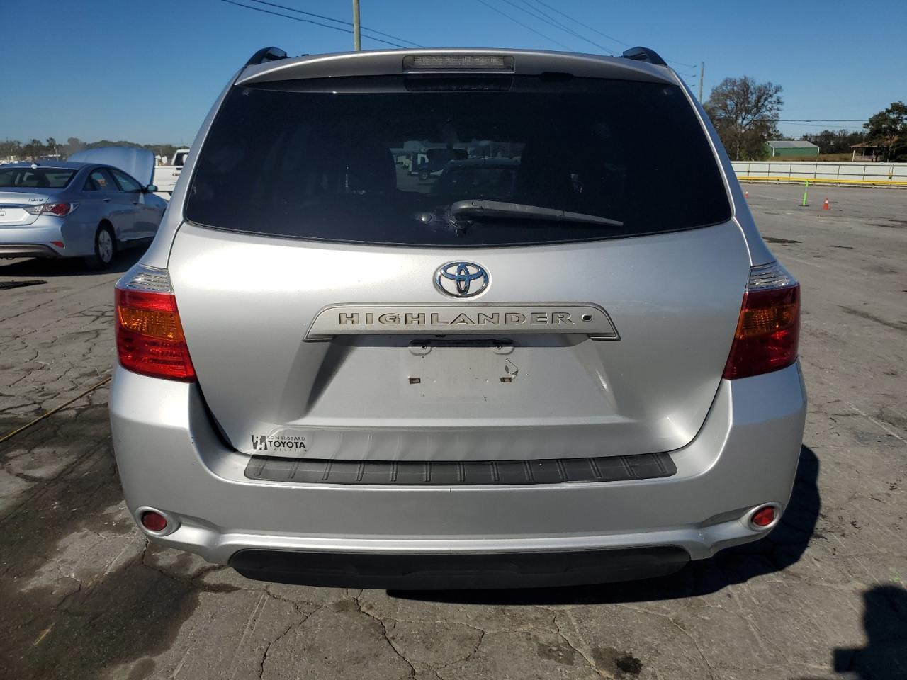 2010 TOYOTA HIGHLANDER