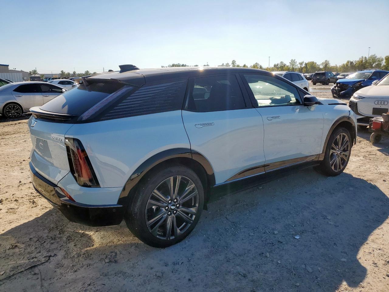 2025 CADILLAC OPTIQ