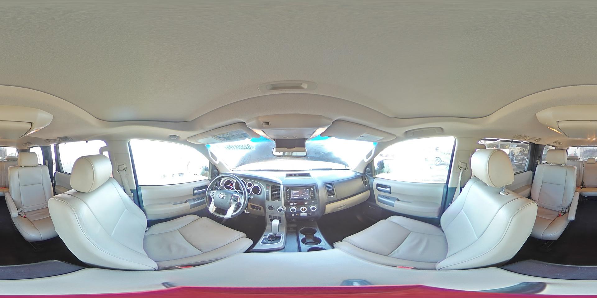 2014 TOYOTA Sequoia