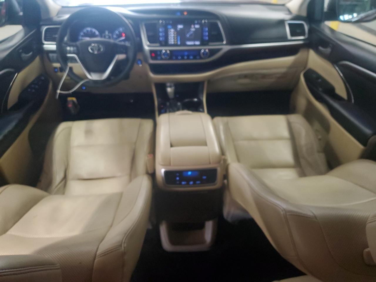 2015 TOYOTA HIGHLANDER