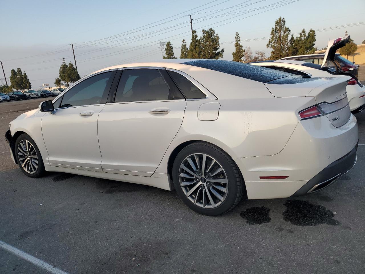 2017 LINCOLN MKZ