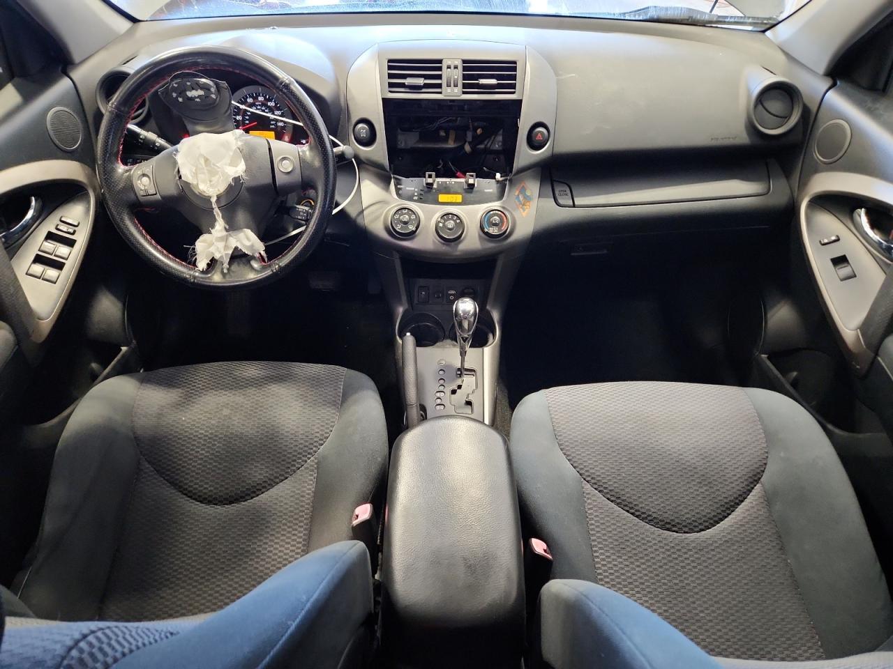 2011 TOYOTA RAV4