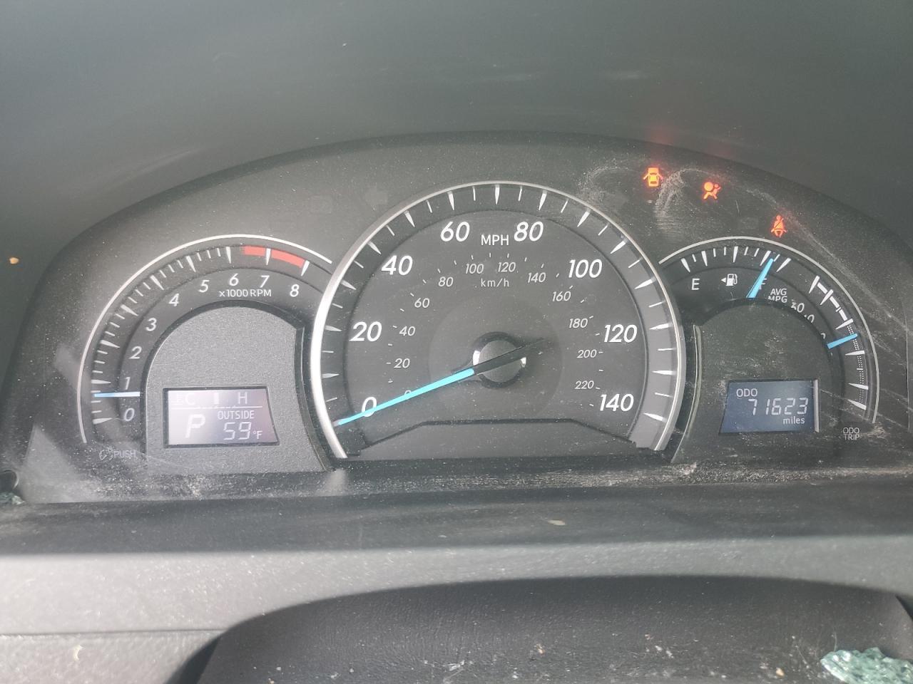 2014 TOYOTA CAMRY