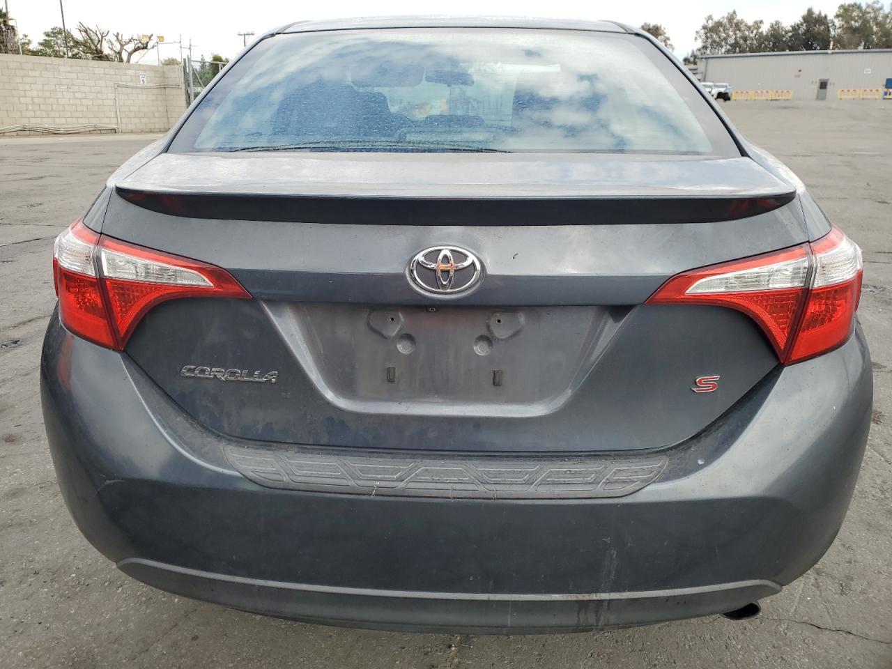 2015 TOYOTA COROLLA