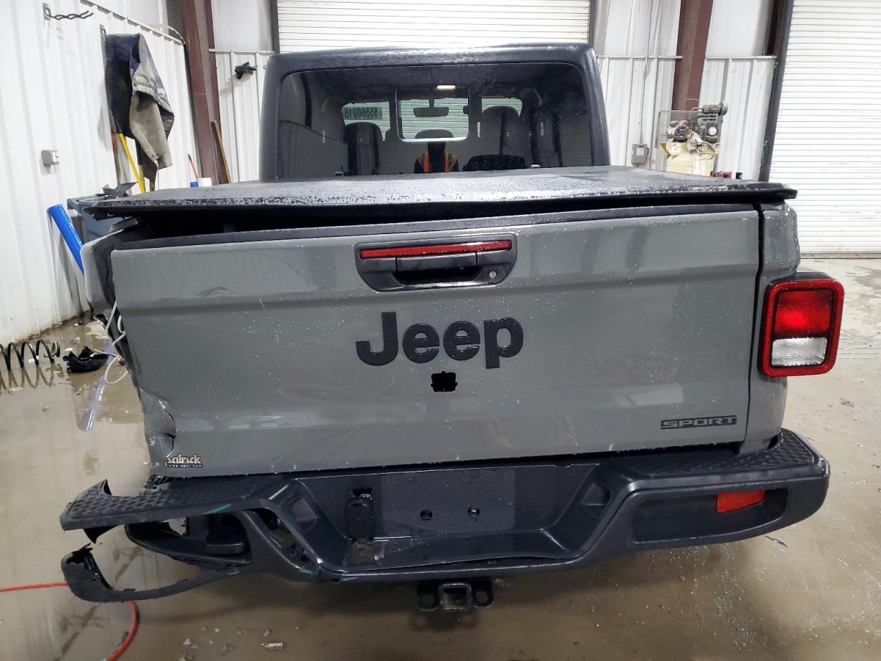 2021 JEEP Gladiator