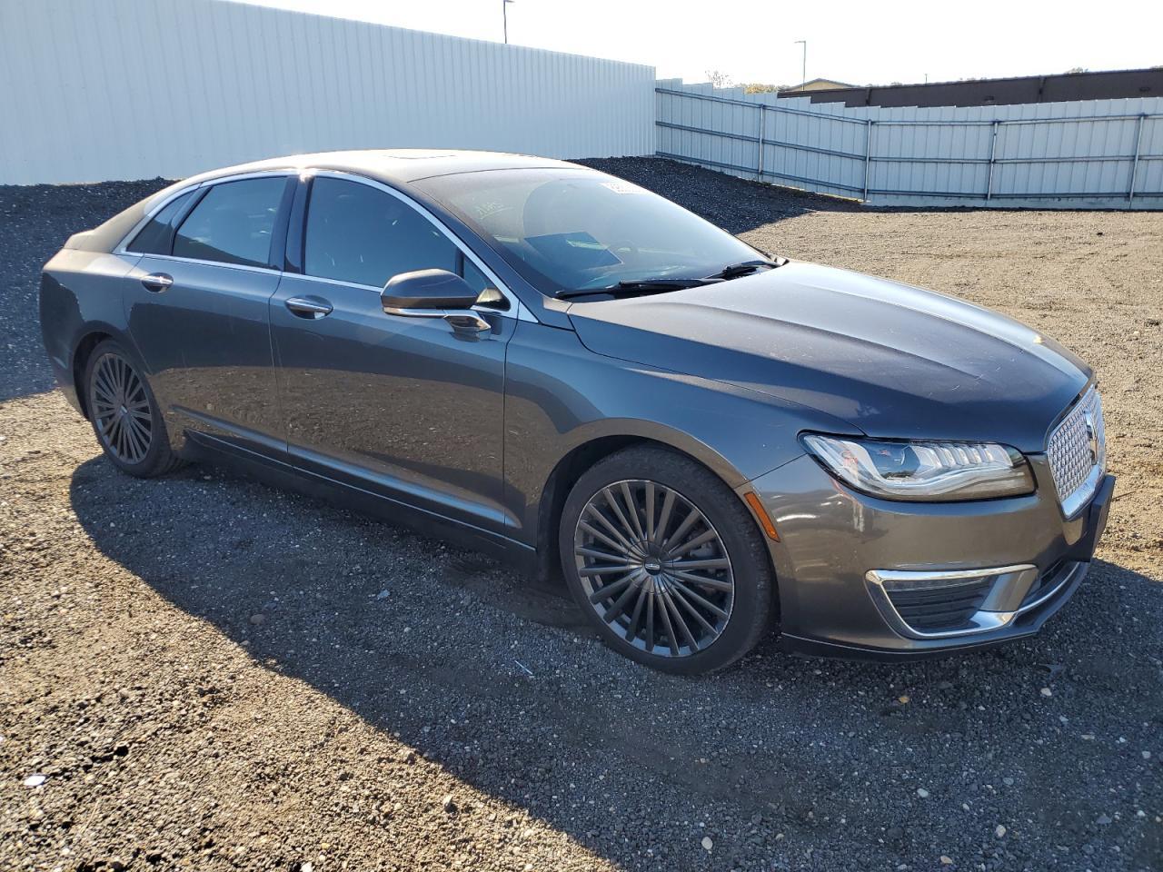 2017 LINCOLN MKZ