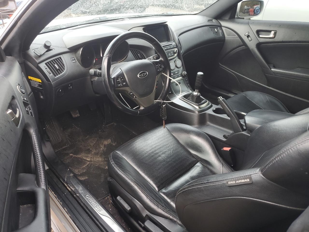 2013 HYUNDAI GENESIS