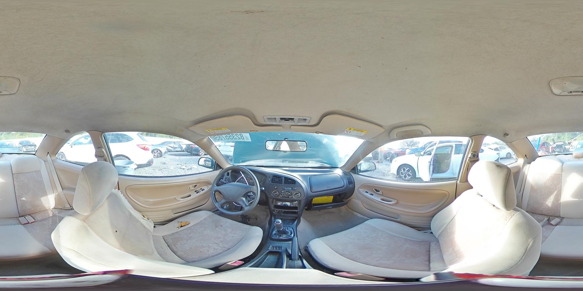 2000 MITSUBISHI MIRAGE