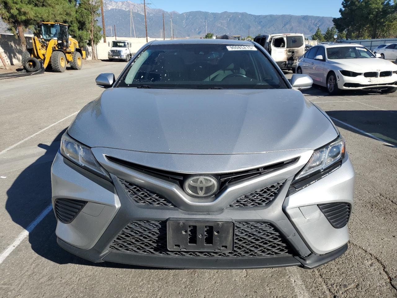 2018 TOYOTA CAMRY